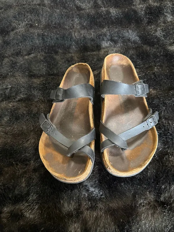 Birkenstock 39 Mayari Black Sandals Women Size 8.5 shoes - Image 2