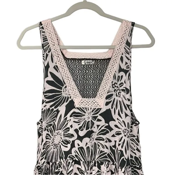 Free People Black/Blush Pink Floral Print Dress(Size Small) - Image 6