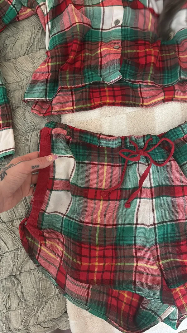 Target Red/Green/White Plaid PJ Set - Image 5