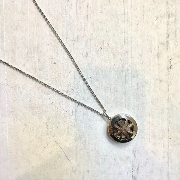 Silver tone long lava stone infuser pendant necklace - Image 5