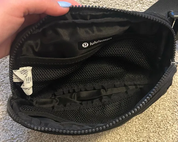 Lululemon Belt Bag - Image 5