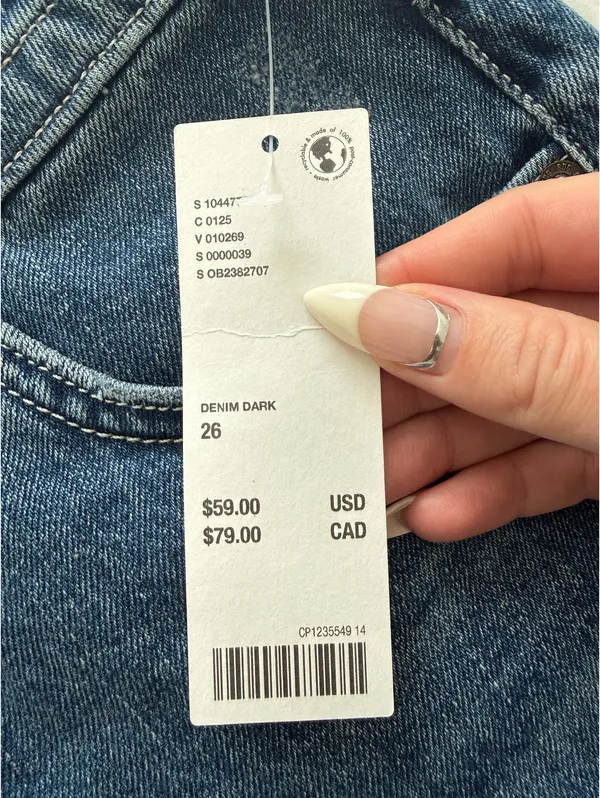 BDG Urban Outfitters Mid-Rise Denim Shorts - Image 5