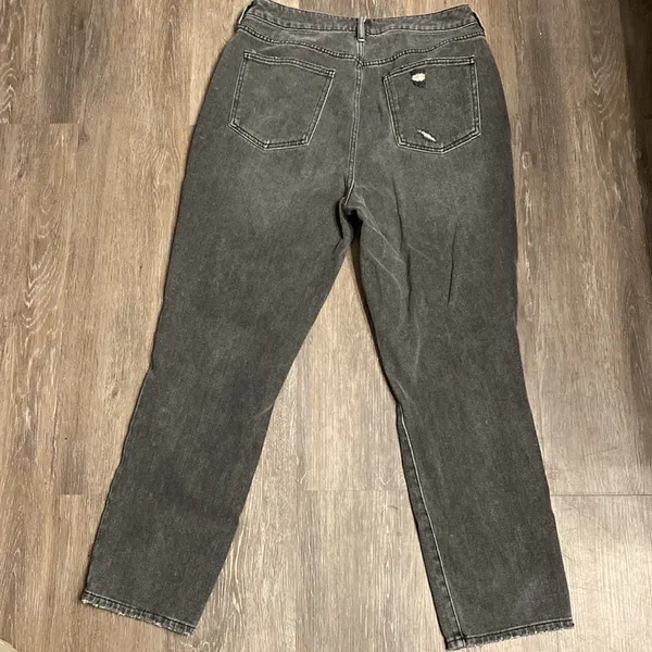 PACSUN Distressed Grey Mom Jeans Size 30 - Image 10