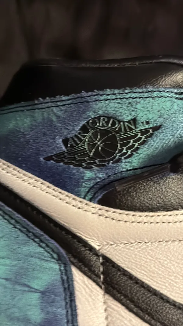 Air Jordan 1 Mid Tie Dye - Image 6