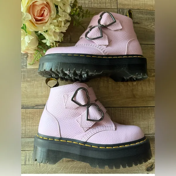 Dr. Martens Heart Buckle boots - Image 3