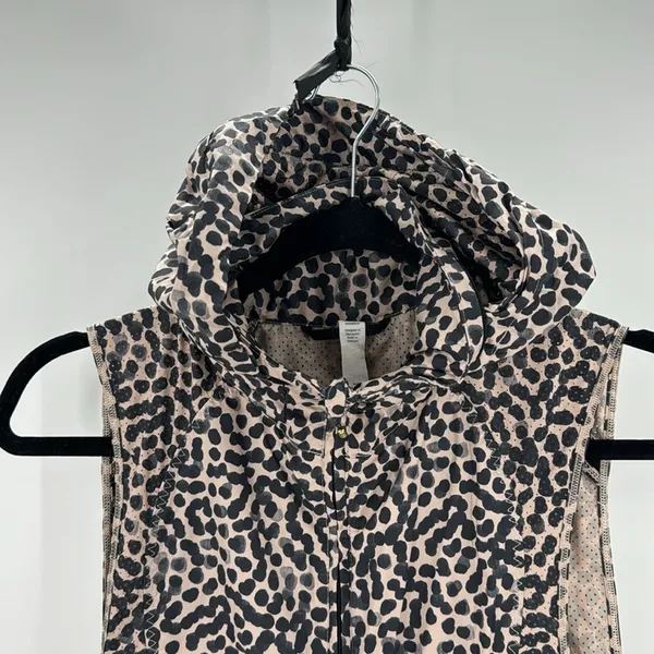Lululemon Pack-It Vest Ace Spot Grain Black Full Zip active wear cheetah size 6 - Image 11