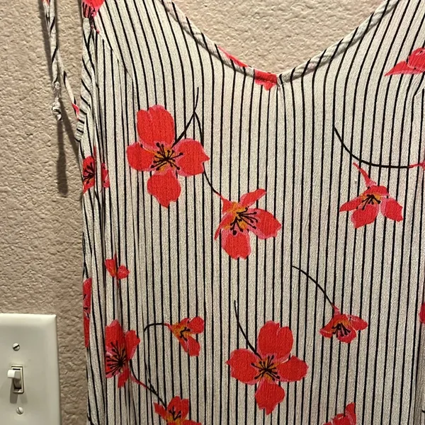 Billabong Women’ Floral Striped Sundress Size Small - Image 4