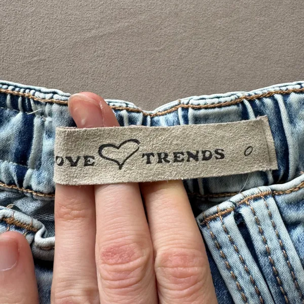 Love Trends Adjustable Waist Tab Wide Leg Jeans - Image 6