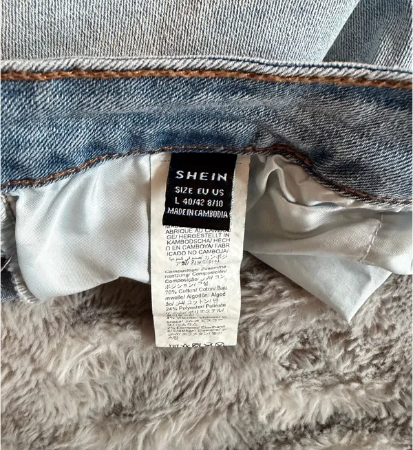 Shein Denim Skirt with Bows - Light Wash L - Image 4
