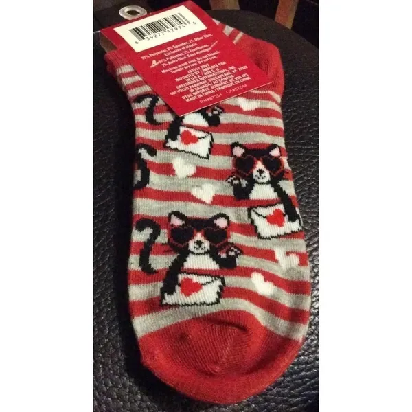 NWT Black Cat Kitten Valentines Heart Low Cut Socks Womens Size‎ 5-9 - Image 2