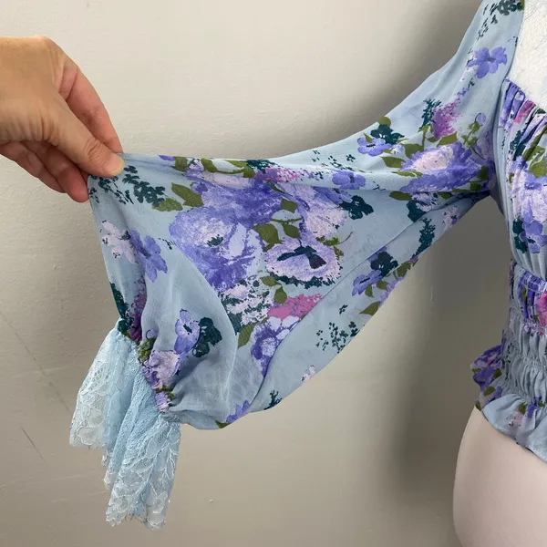 Free People Daphne Sliver Blue Floral Boho Smocked Lace Blouse Medium NWT $128 - Image 5