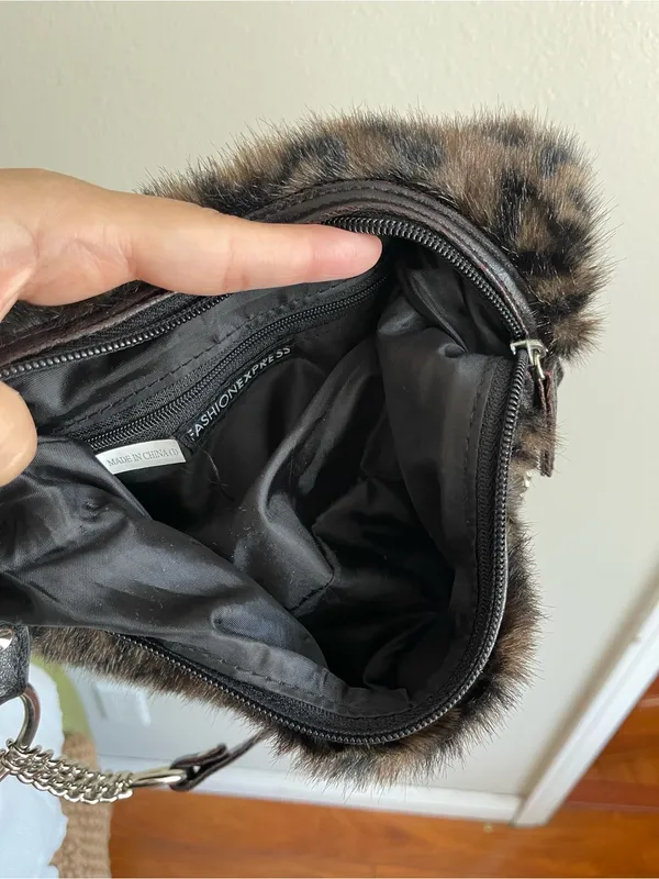 Leopard Print Faux Fur Shoulder Bag with Chain Strap - Brown - Image 7