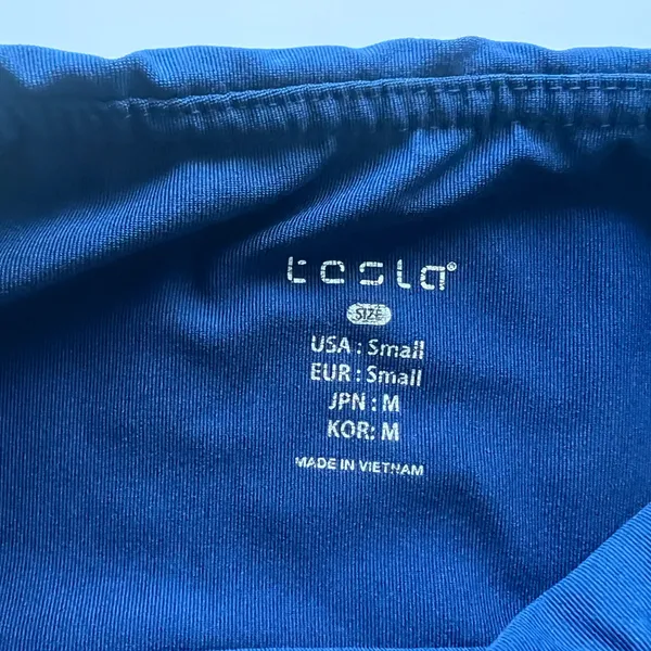 Tesla shorts size Small blue bike workout - Image 9
