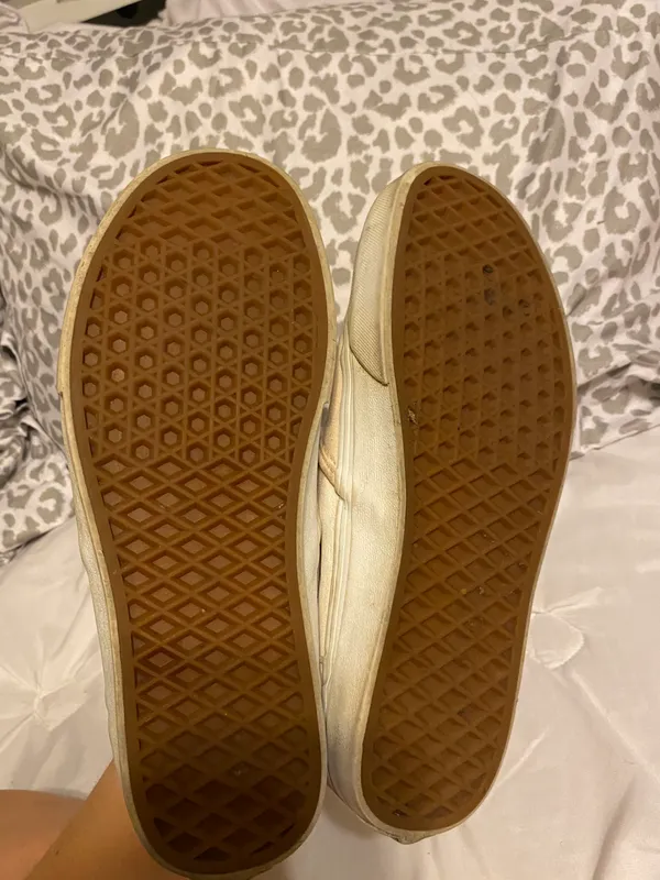 White Size 9 - Image 2