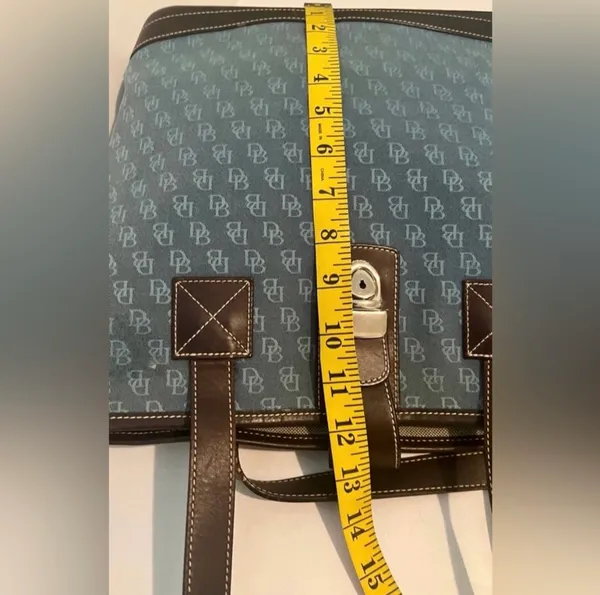 Dooney & Bourke Bag - Image 9