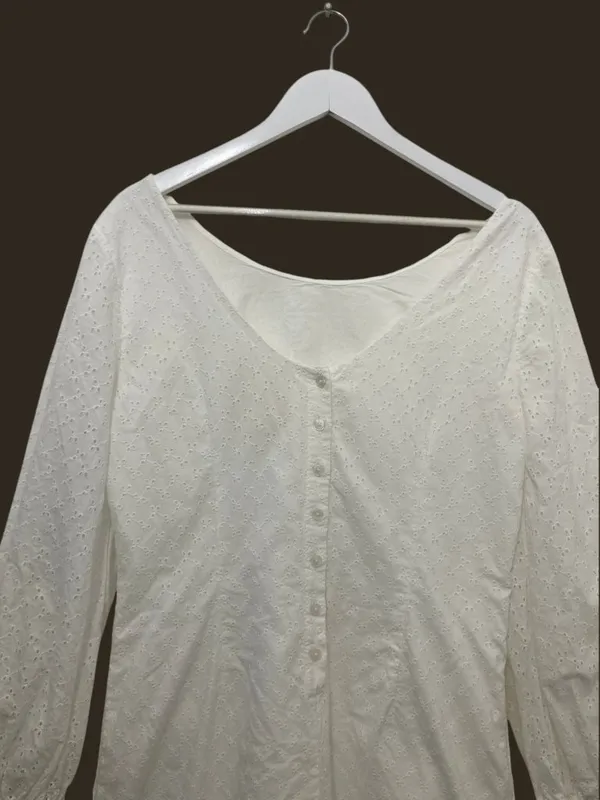 Hope & Henry 100% Organic Cotton Eyelet Lantern Sleeve V-Back Mini Dress 10 - Image 6