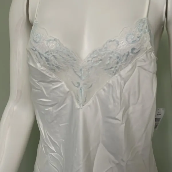 In Bloom By Jonquil Bridal Nightgown NEW - Image 5