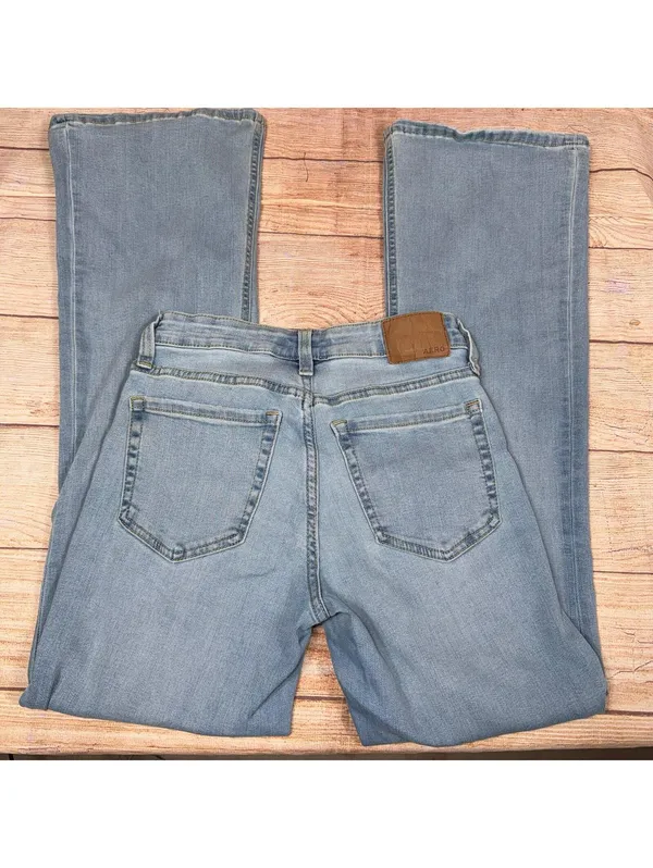 Aeropostale Mid Rise Flare Women's Jeans Size 2 - Image 8