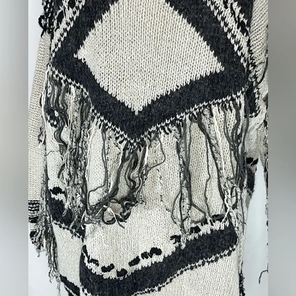 Free People Full Zip Hooded Fringe Aztec Southwestern Cardigan Sweater Large - Image 6