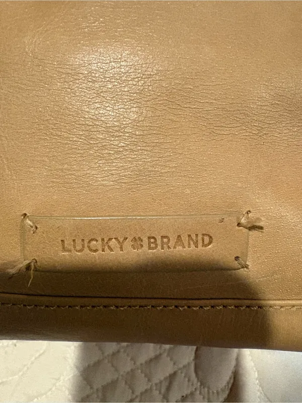 Lucky Brand leather crossbody bag soft tan/beige leather - Image 4