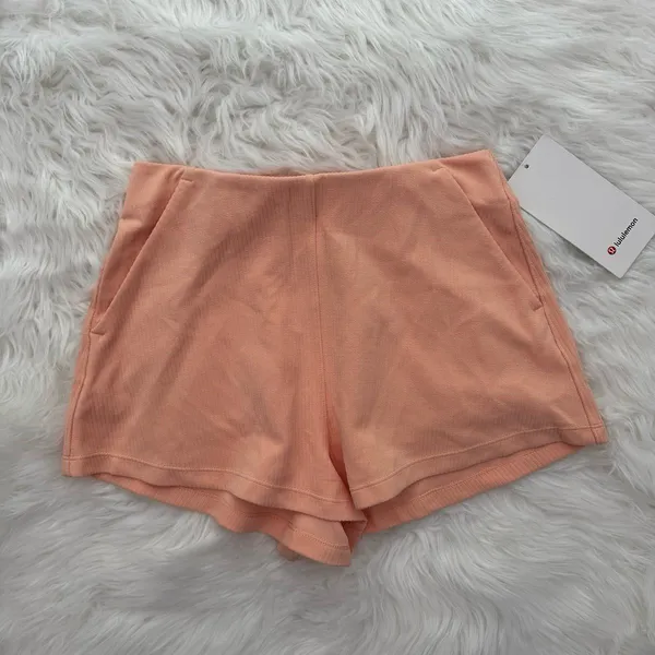 Lululemon Ribbed Softstreme High-Rise Short 2" Peach Bellini Size 4 - Image 3
