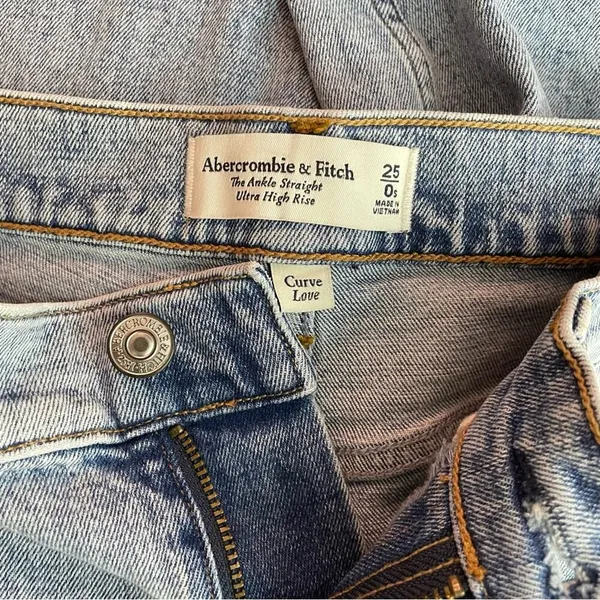 Abercrombie Curve Love Ultra High Rise Ankle Straight Jeans Patched 25 0 short - Image 10