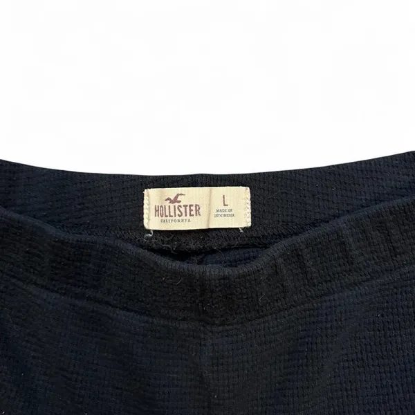 Hollister Y2K Black Dolphin Shorts L White Trim Low Rise Micro Shorts - Image 2