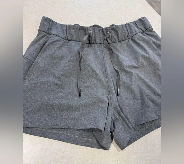 Lululemon On The Fly Shorts 2.5" In Gray Size 6 - Image 2