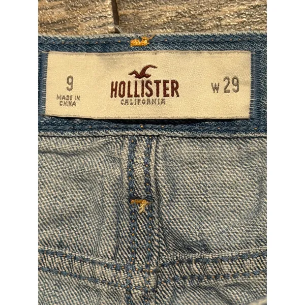 Hollister Light Wash‎ Quilted Rhinestone 1" Denim Mini Shorts Cuffed Size 9/29 - Image 3