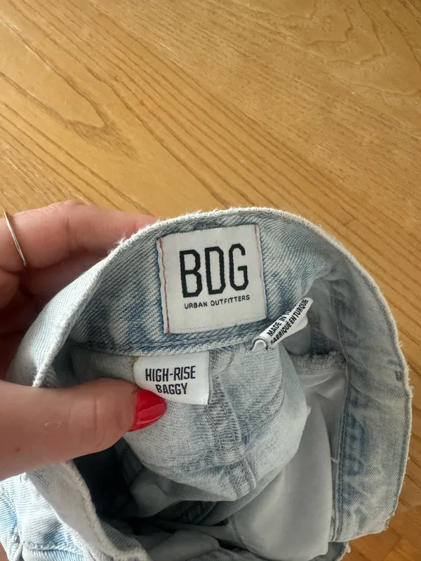 Urban Outfitters Baggy Jeans - Image 7