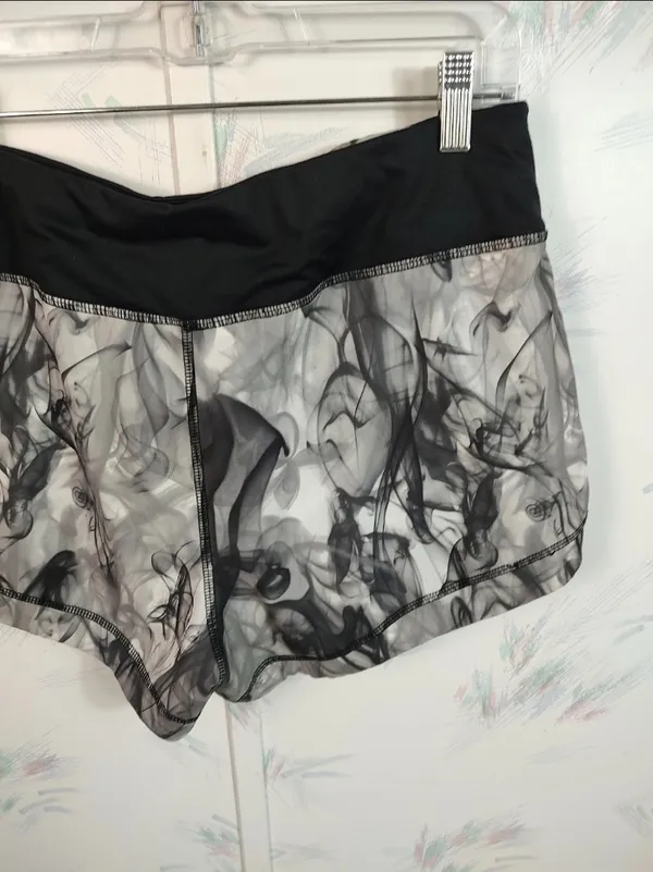 Avia Black Gray Smoke print Shorts - Image 8