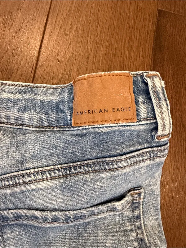 American Eagle Next Level Stretch m Distressed Denim Shorts Size 4 - C70-007 - Image 5