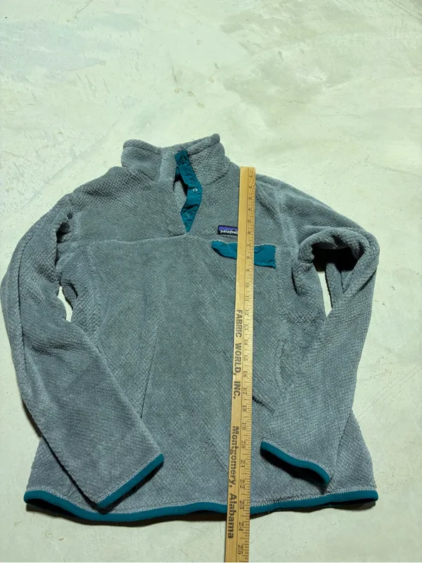 Patagonia Gray Fleece Quarter-Snap Pullover with Teal Accents large - Image 5