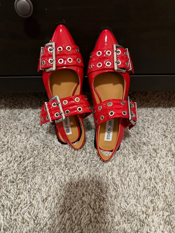 Steve Madden Red Patent Flats with Buckles Size 7 - Image 2