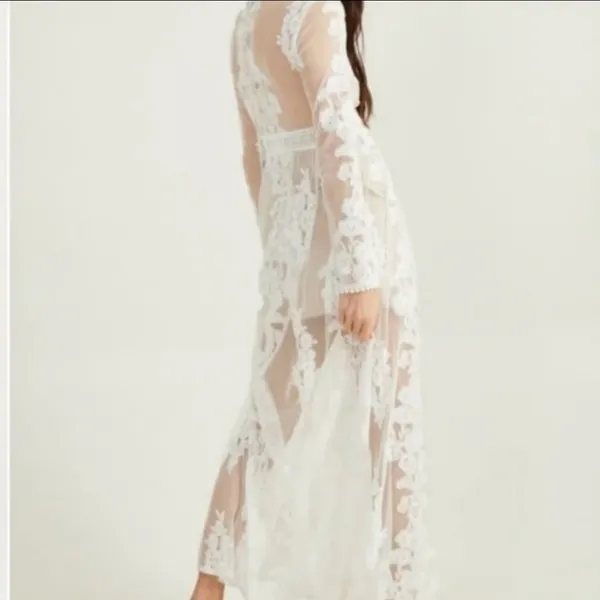 Altar'd State Ivory/Nude Lace Dress Size Medium - Image 4