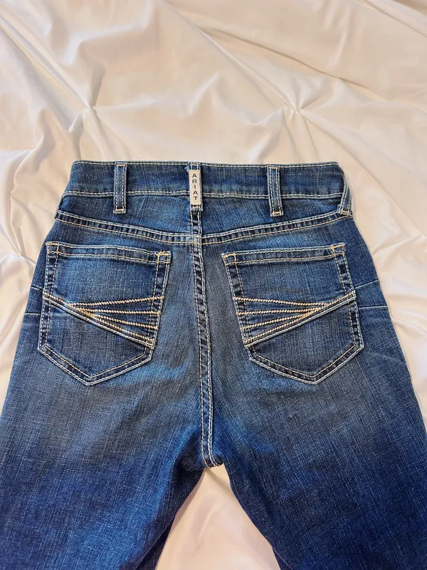 Ariat High-Rise Flare Jeans - Image 3