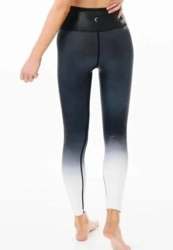 Zyia Black Metallic Ombre Light n Tight Hi-Rise 7/8 Legging Size 12 - Image 2