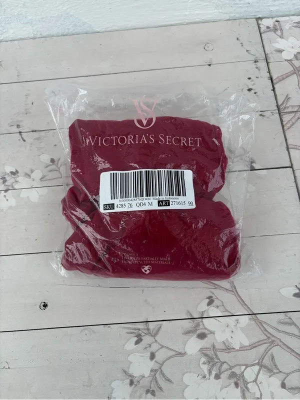 Victoria's Secret Red Lace-Trim Camisole & Short Sleep Set - Image 5