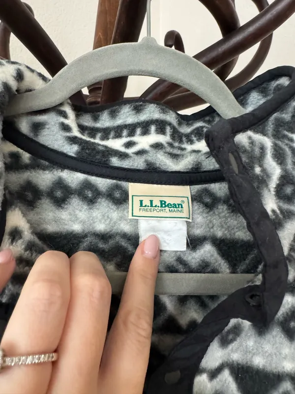 LL Bean Mockneck Fleece Half Button Jacket - Image 3