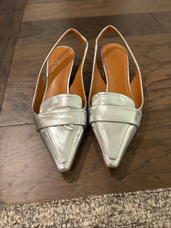 Tory Burch Silver Sadie Slingback Flats Sz 7 - Image 3