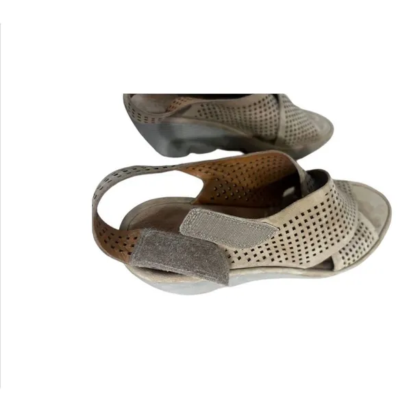 Clarks Artisan Clarene Award Women Brown Perforated Wedge Sandals 9M Summer - Image 7