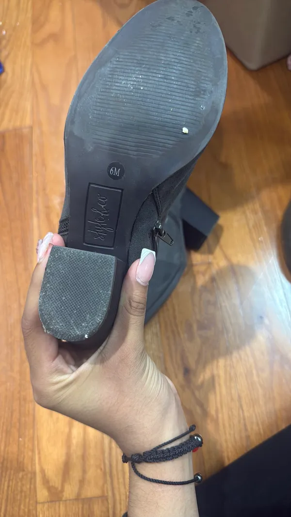 Black Pointed-Toe Ankle Booties - Image 3