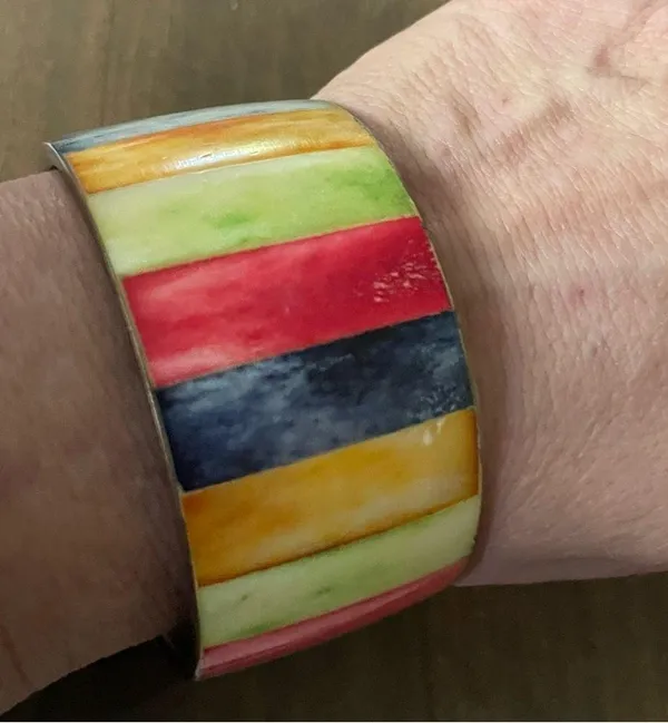 Vintage colorful boho thick brass bangle bracelet - Image 4