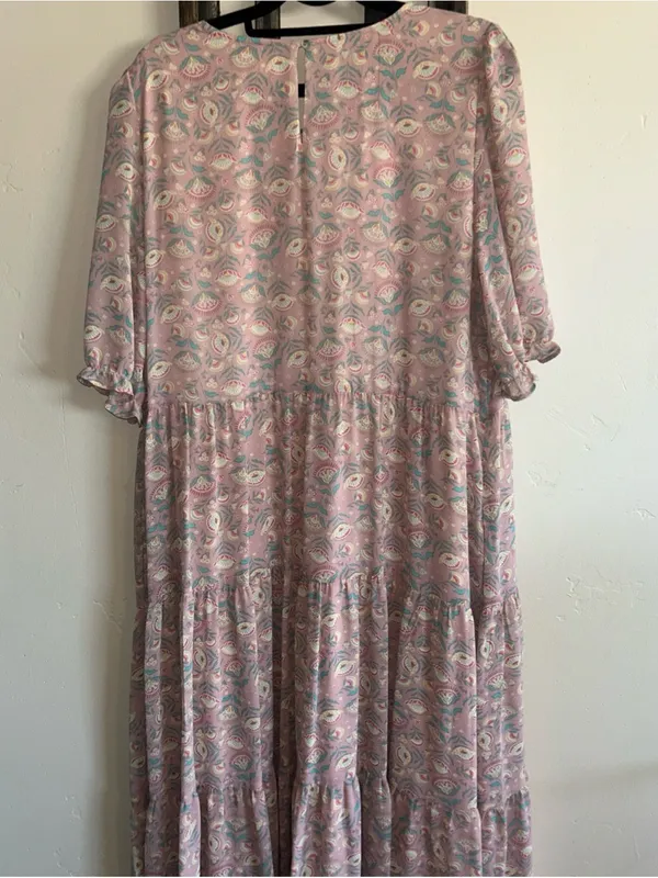 Melloday Woman’s Soft pink floral paisley tiered maxi dress Sz XL - Image 8