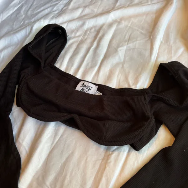 Princess Polly Black Long Sleeve Crop Top - Image 3