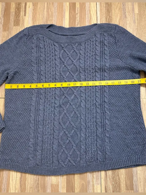 croft & barrow Cobalt Blue Cable Crewneck Sweater Women’s Size Medium - Image 3
