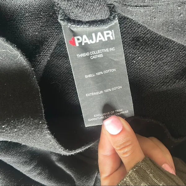 Pajar Canada Classic Black Crew Neck Logo Patch Size Medium - Image 8