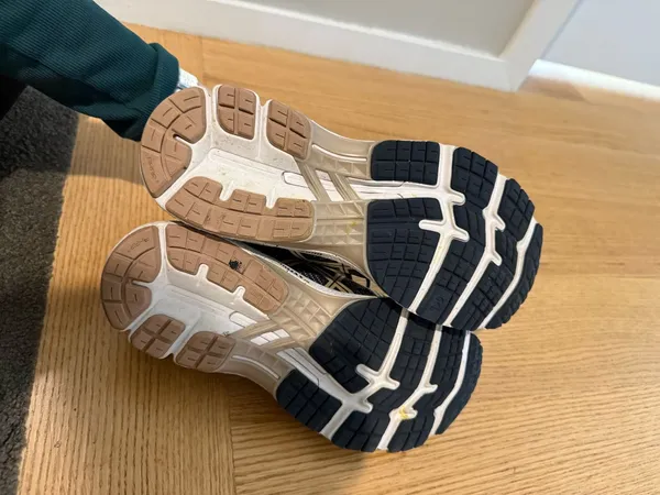 ASICS Shoes - Image 3