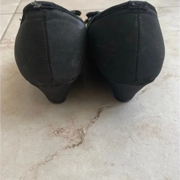 Unique Vintage 3 for $15! Stylish Black Heeled Womens Heels Size 7 - Image 3