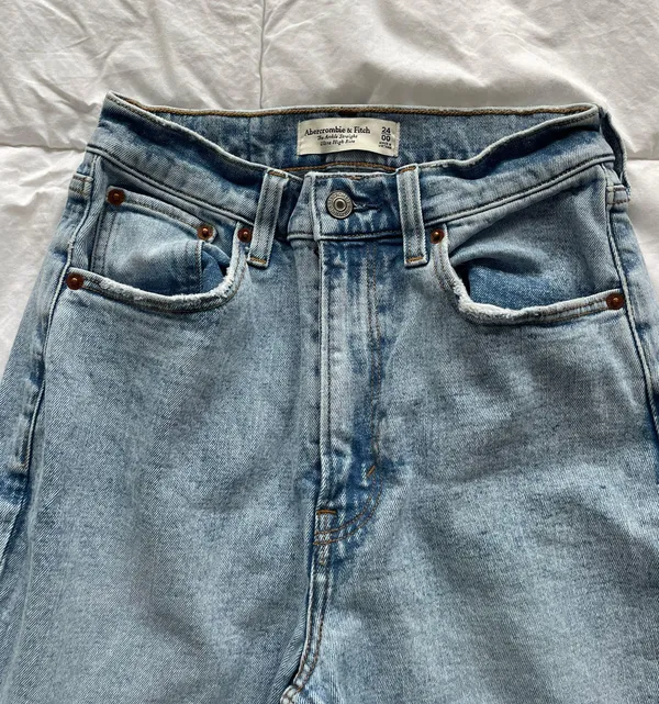 Abercrombie Ankle Straight High-rise Jeans - Image 2